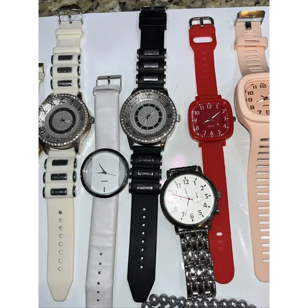 Watches Lot of 10 Women's‎ used Need Batteries